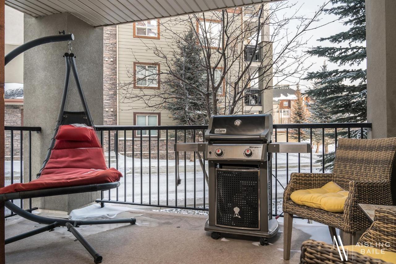 Rustic Modern 2 Bed 2 Bath With Lakeview Pool And Hot Tub インヴァーミア エクステリア 写真
