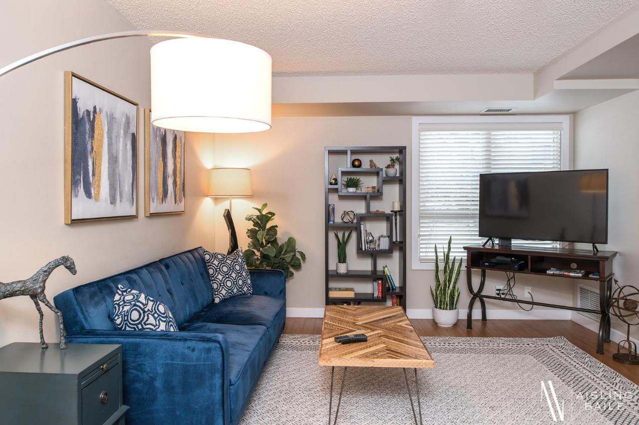 Rustic Modern 2 Bed 2 Bath With Lakeview Pool And Hot Tub インヴァーミア エクステリア 写真